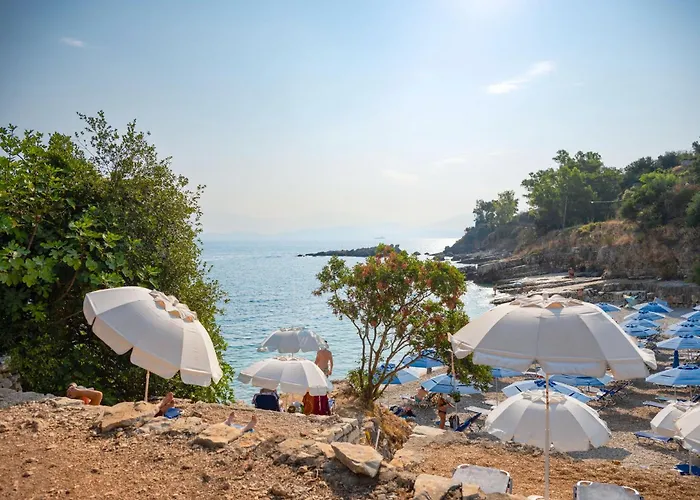 Anastasios Βίλα *