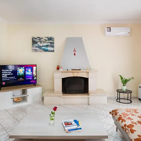 Anastasios Вилла *